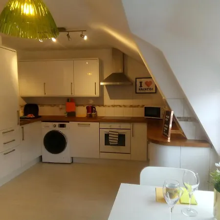 Lejlighed Number 13 - City Center Contemporary Fun Two Bed Flat Bs2 Bristol