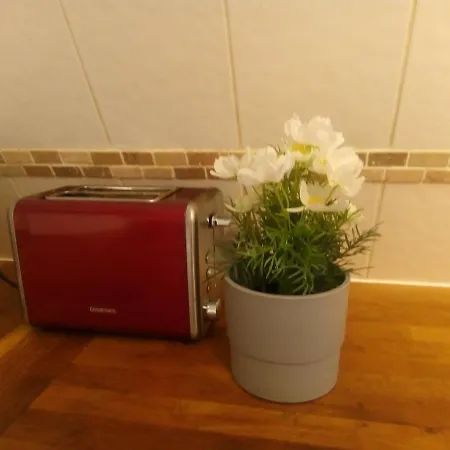 Number 13 - City Center Contemporary Fun Two Bed Flat Bs2 * Bristol